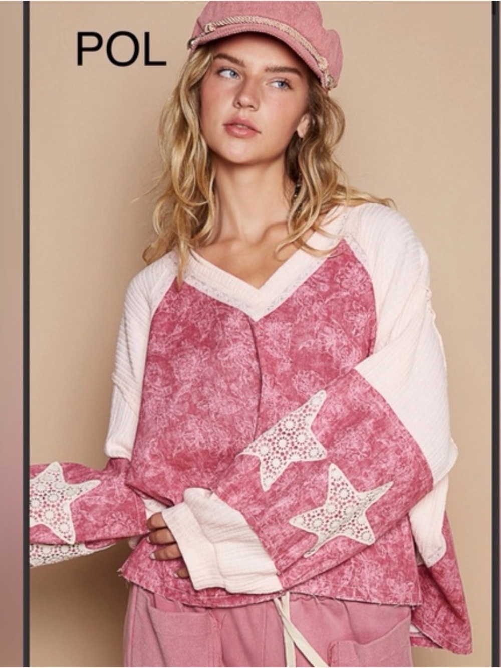 POL Dusty Rose and Cream Star Appliqué Pullover size L